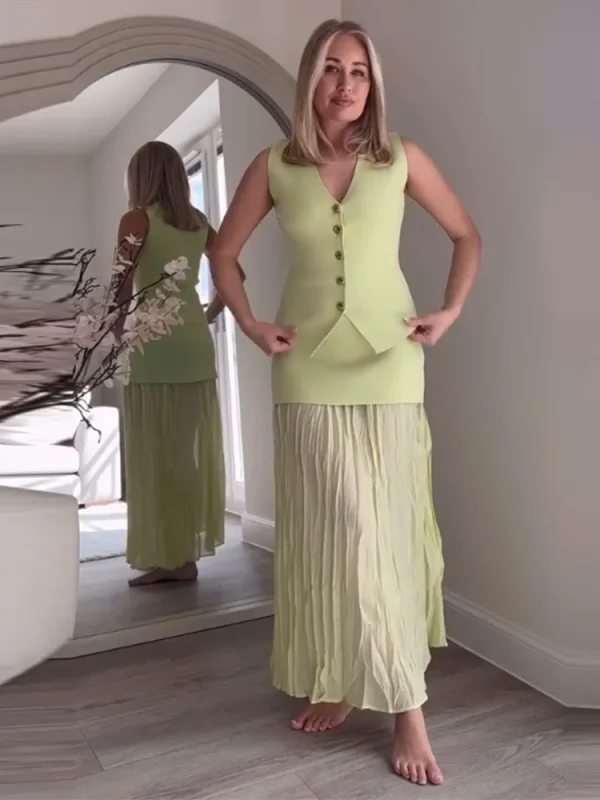 Women's Knitted Top and Skirt Set