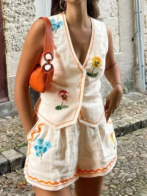 Summer Floral Embroidery 2 Piece Outfit V Neck Sleeveless Vest Top + Short Pants Suit