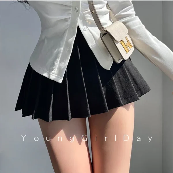 Women's Pleated Skirt with Shorts